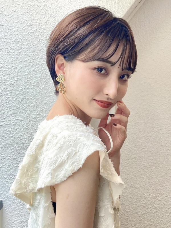 【面長さん向け】ショートヘアのオーダーガイド。似合わせのポイントも解説！