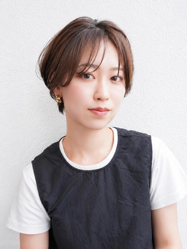 50代のショートカットは手入れが楽でおしゃれ！美容師おすすめのスタイル6選とスタイリングのコツ