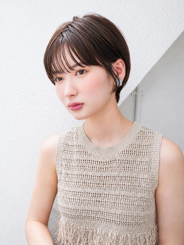 40代のひし形ショートで小顔・若見えを叶える6選｜美容師が教えるNGポイントとおすすめショートカット｜美容院の最新記事