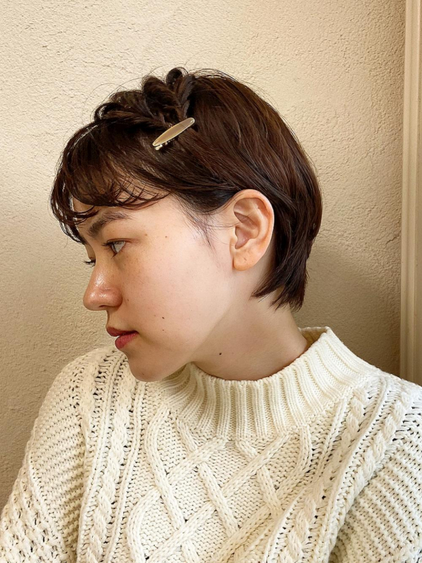 ショートヘアサイドくるりんぱアレンジ